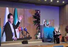 آغاز فعالیت ناوگان تمام‌برقی تاکسی‌های دات‌وان‌تریپ در کرج با حضور بابک زنجانی