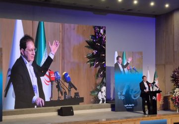 آغاز فعالیت ناوگان تمام‌برقی تاکسی‌های دات‌وان‌تریپ در کرج با حضور بابک زنجانی