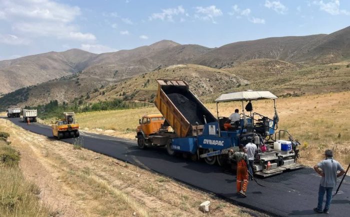 نوسازی ۲۲ کیلومتر از محورهای مواصلاتی طالقان در پنج ماه نخست سال جاری