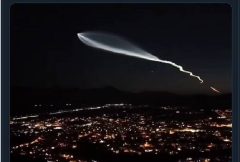 وقتی از دل جنگ، جز زیبایی در آسمان و زمین چیزی ندیدم