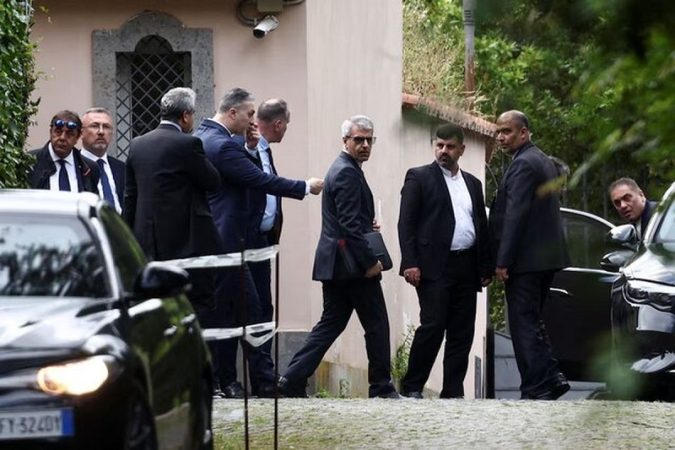 سایه سنگین تنش بر مذاکرات احتمالی روز یکشنبه سایه سنگین تنش بر مذاکرات احتمالی روز یکشنبه