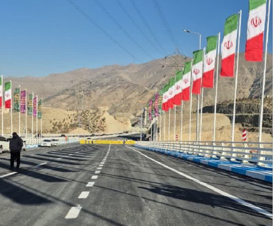 پل B0 بزرگراه شمالی کرج با حضور اصحاب رسانه‌ افتتاح شد